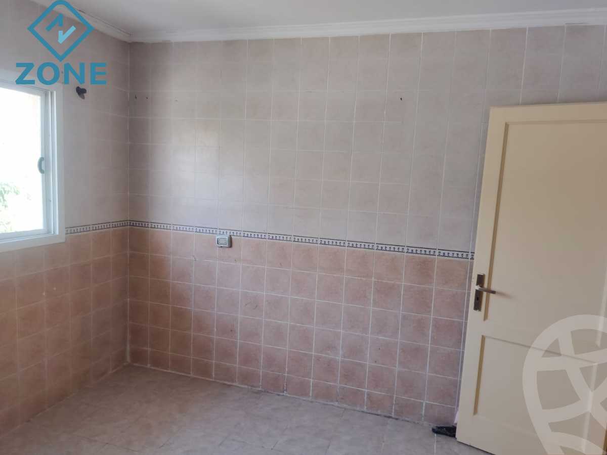 https://aqarmap.com.eg/ar/listing/6179660-for-sale-cairo-new-cairo-madinaty-third-zone-buildings-talaat-moustafa-road