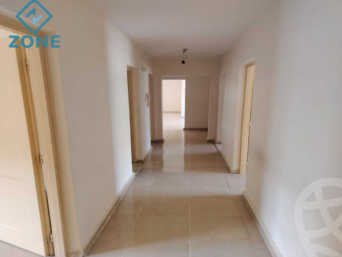 https://aqarmap.com.eg/ar/listing/6179660-for-sale-cairo-new-cairo-madinaty-third-zone-buildings-talaat-moustafa-road