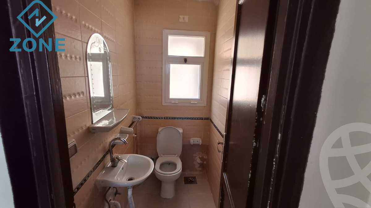 https://aqarmap.com.eg/ar/listing/6190896-for-rent-cairo-new-cairo-madinaty-first-zone-buildings-17th-st.