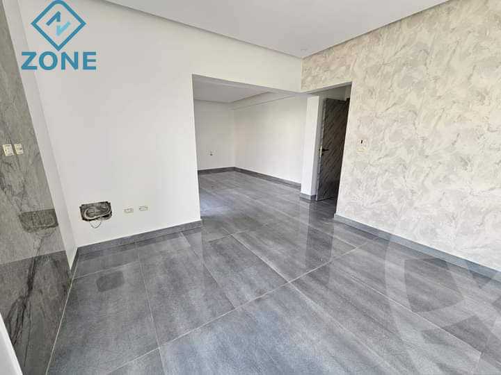 https://aqarmap.com.eg/ar/listing/6222730-for-sale-cairo-new-cairo-madinaty-lmntq-lkhms-fylt-group-21