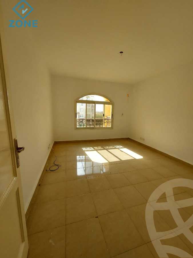 https://aqarmap.com.eg/ar/listing/6227561-for-sale-cairo-new-cairo-madinaty-first-zone-buildings-12th-st.