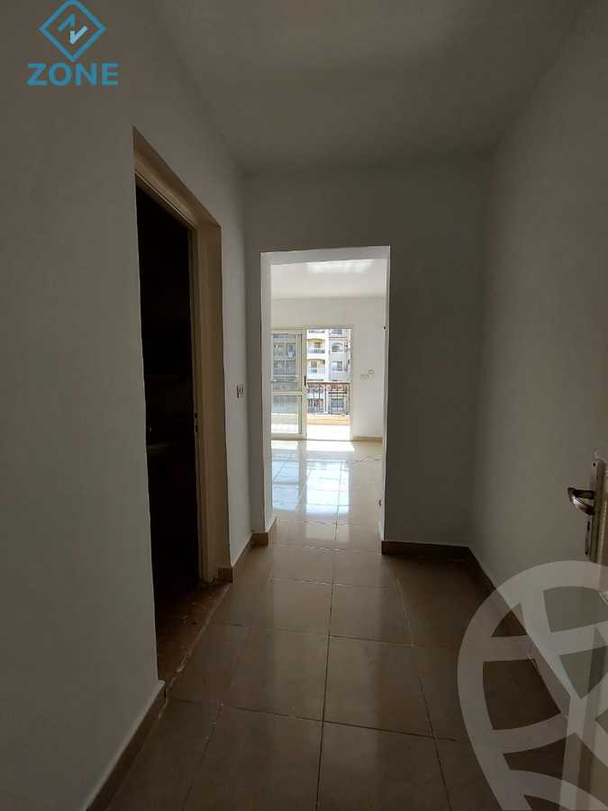 https://aqarmap.com.eg/ar/listing/6227561-for-sale-cairo-new-cairo-madinaty-first-zone-buildings-12th-st.