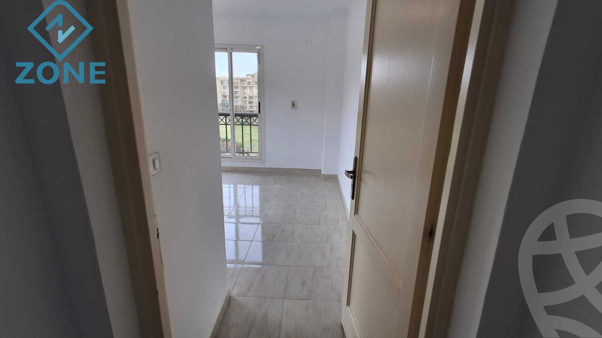 https://aqarmap.com.eg/ar/listing/6230470-for-sale-cairo-new-cairo-madinaty-first-zone-buildings-13th-st.