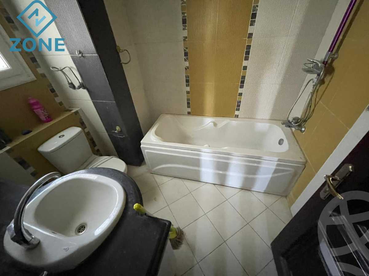 https://aqarmap.com.eg/en/listing/6234322-for-rent-cairo-new-cairo-madinaty-lmntq-lthnyh-fylt-group-10