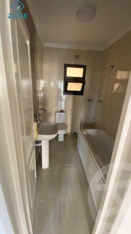 https://aqarmap.com.eg/ar/listing/6235541-for-rent-cairo-new-cairo-madinaty-eighth-zone-buildings-madinaty-b-8