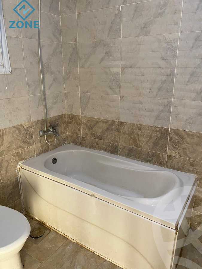 https://aqarmap.com.eg/ar/listing/6272844-for-sale-cairo-new-cairo-madinaty-eleventh-zone-buildings-group-114
