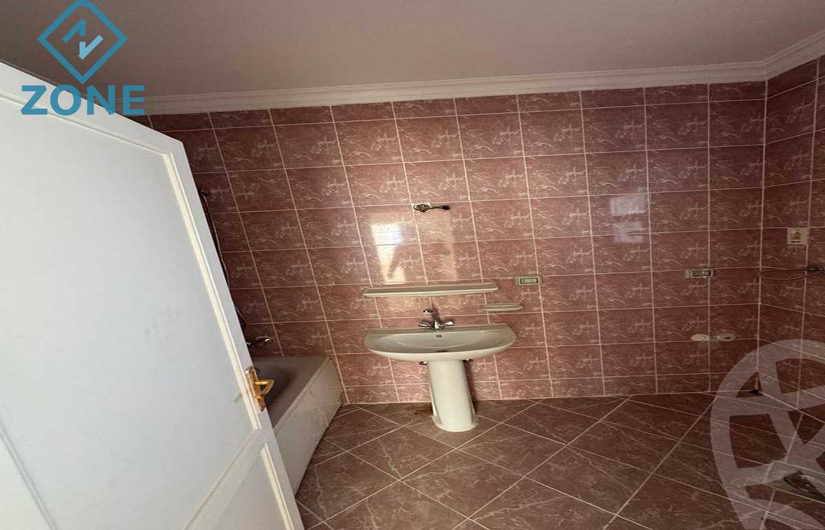 https://aqarmap.com.eg/ar/listing/6288970-for-sale-cairo-new-cairo-madinaty-eighth-zone-buildings-madinaty-b-8