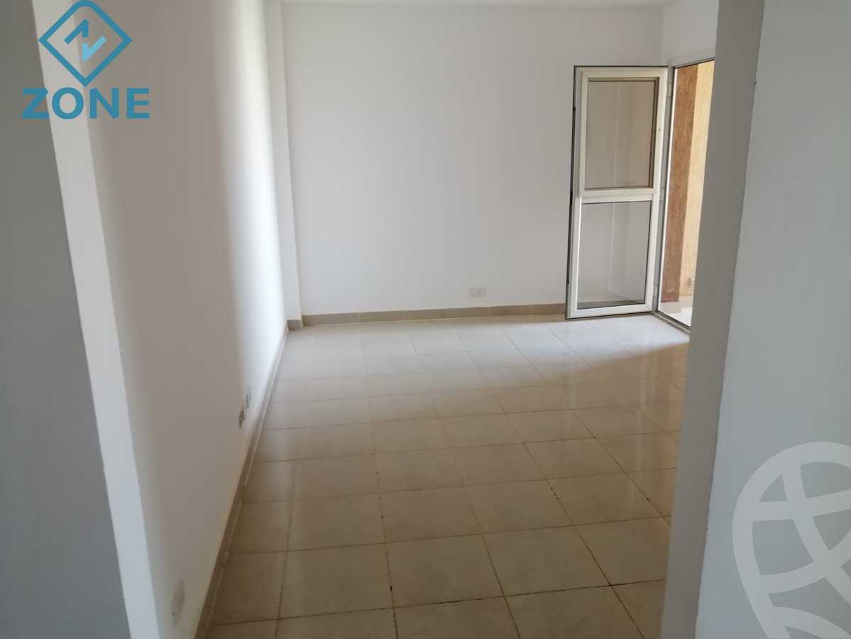 https://aqarmap.com.eg/ar/listing/6292446-for-sale-cairo-new-cairo-madinaty-eleventh-zone-buildings-group-112