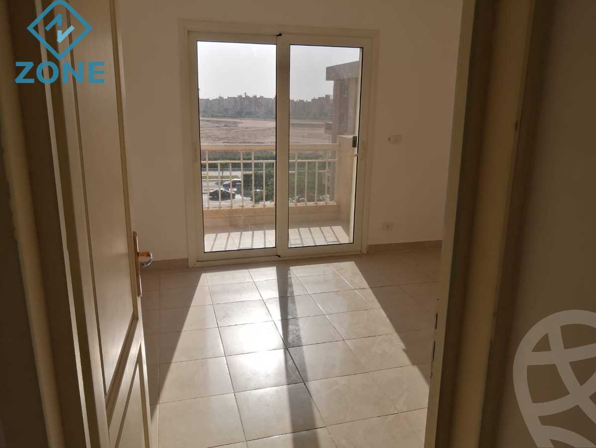 https://aqarmap.com.eg/ar/listing/6292446-for-sale-cairo-new-cairo-madinaty-eleventh-zone-buildings-group-112