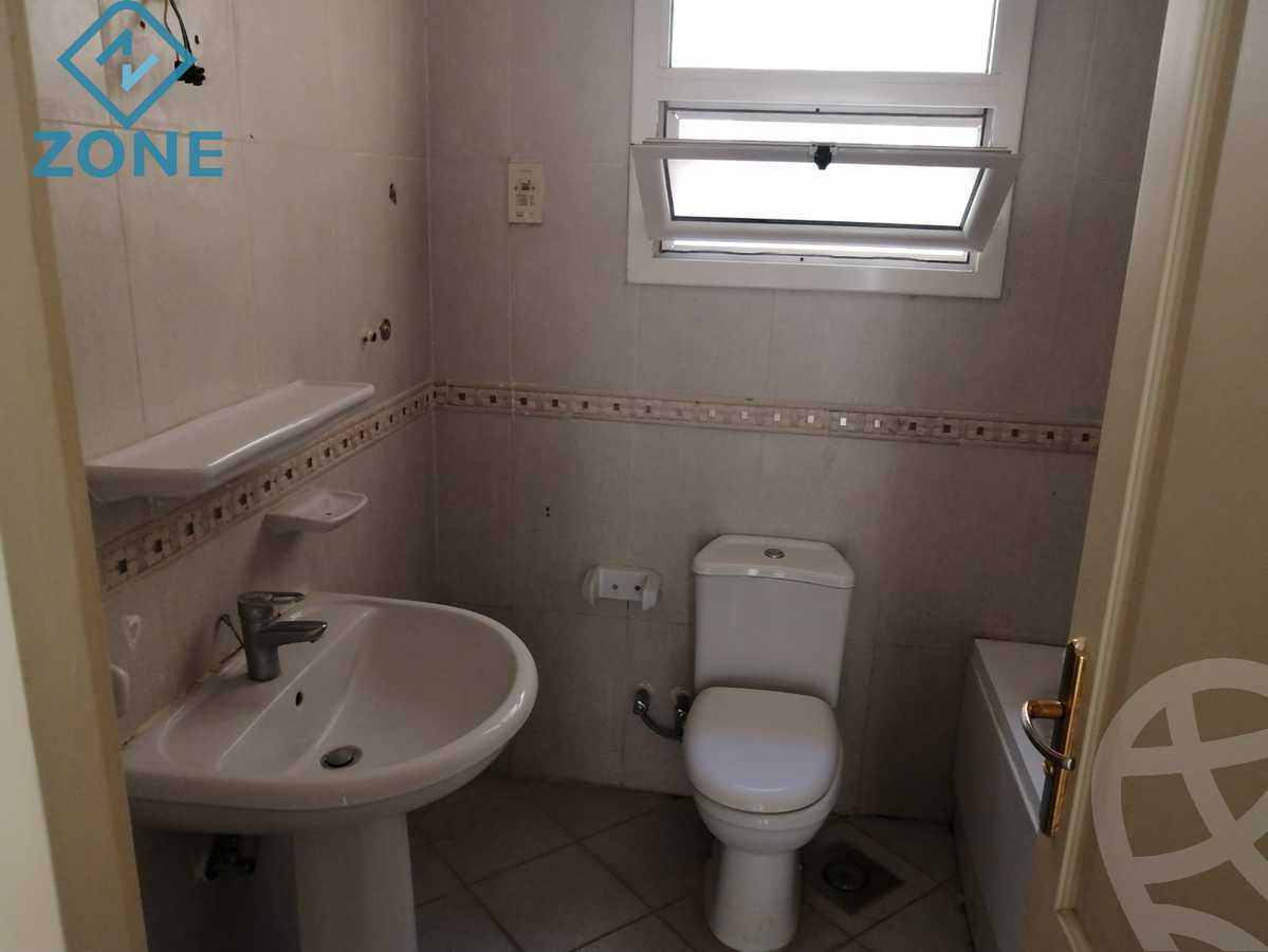 https://aqarmap.com.eg/ar/listing/6292446-for-sale-cairo-new-cairo-madinaty-eleventh-zone-buildings-group-112
