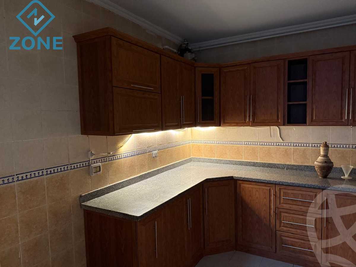 https://aqarmap.com.eg/ar/listing/6312739-for-rent-cairo-new-cairo-madinaty-first-zone-buildings-17th-st.