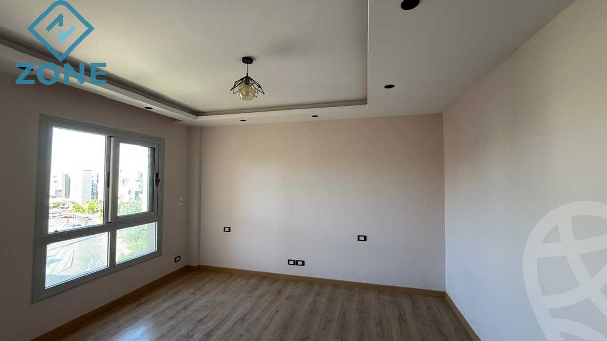 https://aqarmap.com.eg/en/listing/6314358-for-sale-cairo-new-cairo-madinaty-eighth-zone-buildings-cairo-el-ain-el-sokhna-road