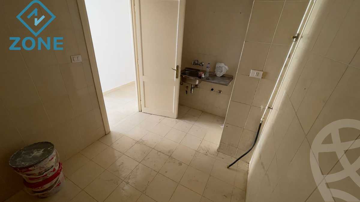 https://aqarmap.com.eg/ar/listing/6316672-for-sale-cairo-new-cairo-madinaty-fourteenth-zone-buildings-talaat-mustafa-road