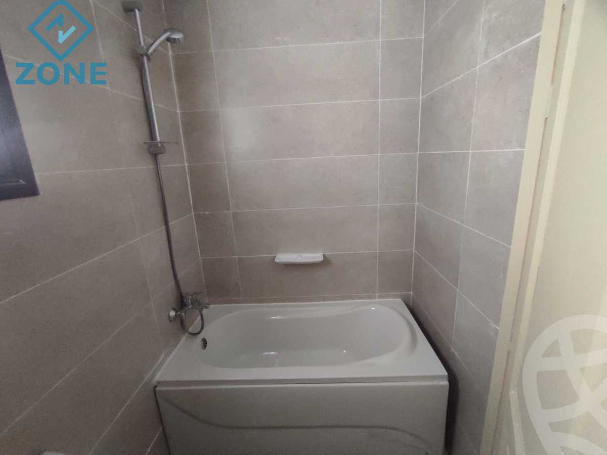 https://aqarmap.com.eg/ar/listing/6317269-for-sale-cairo-new-cairo-madinaty-eighth-zone-buildings-cairo-el-ain-el-sokhna-road