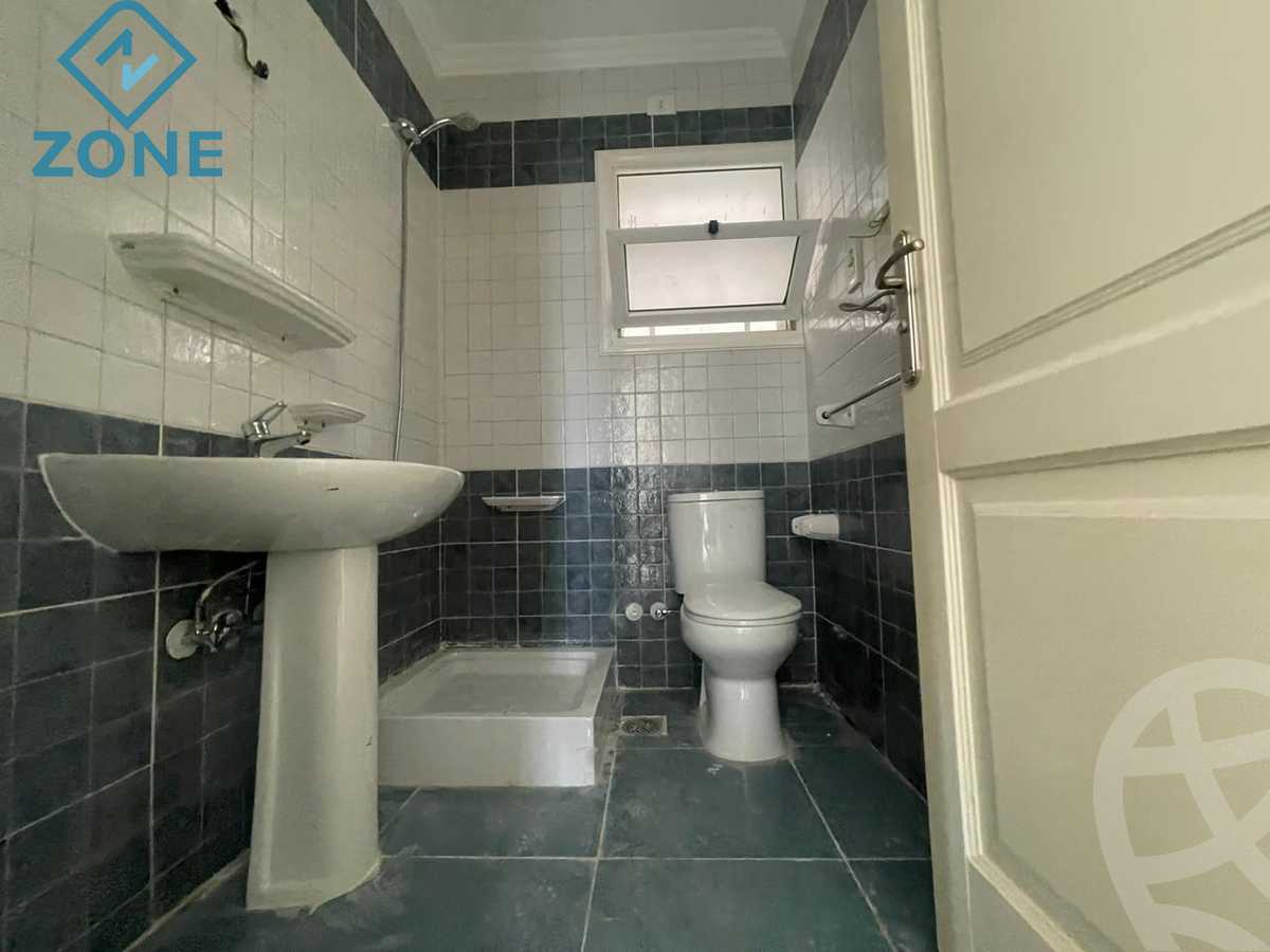 https://aqarmap.com.eg/ar/listing/6339879-for-sale-cairo-new-cairo-madinaty-fourteenth-zone-buildings-talaat-mustafa-road