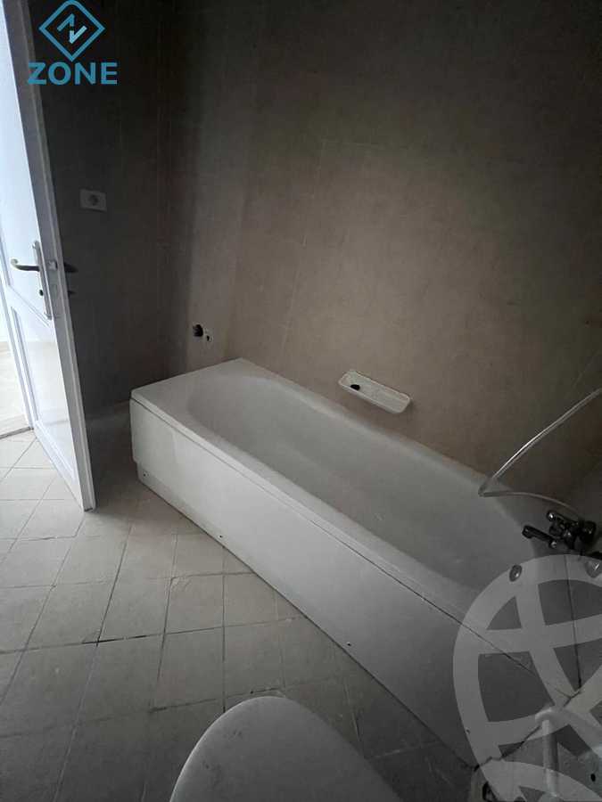 https://aqarmap.com.eg/ar/listing/6356438-for-sale-cairo-new-cairo-madinaty-cairo-mdynty-other-neighborhoods-in-madenty-carrefour-madinaty