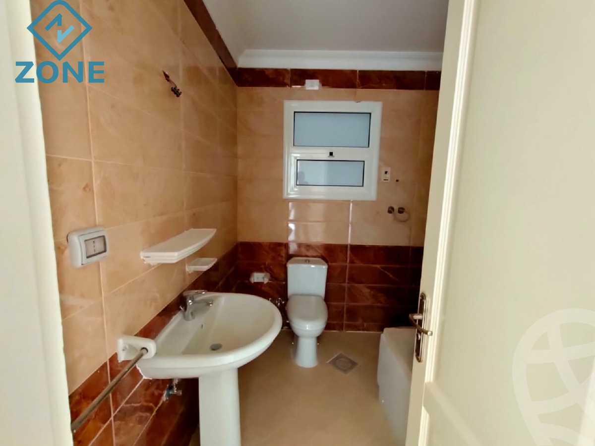 https://aqarmap.com.eg/ar/listing/6357063-for-sale-cairo-new-cairo-madinaty-tenth-zone-buildings-group-103