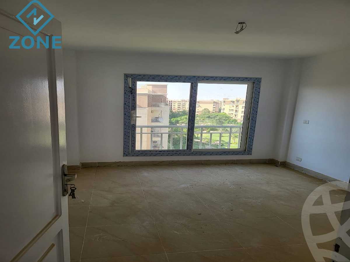 https://aqarmap.com.eg/ar/listing/6359055-for-sale-cairo-new-cairo-madinaty-eleventh-zone-buildings-group-114