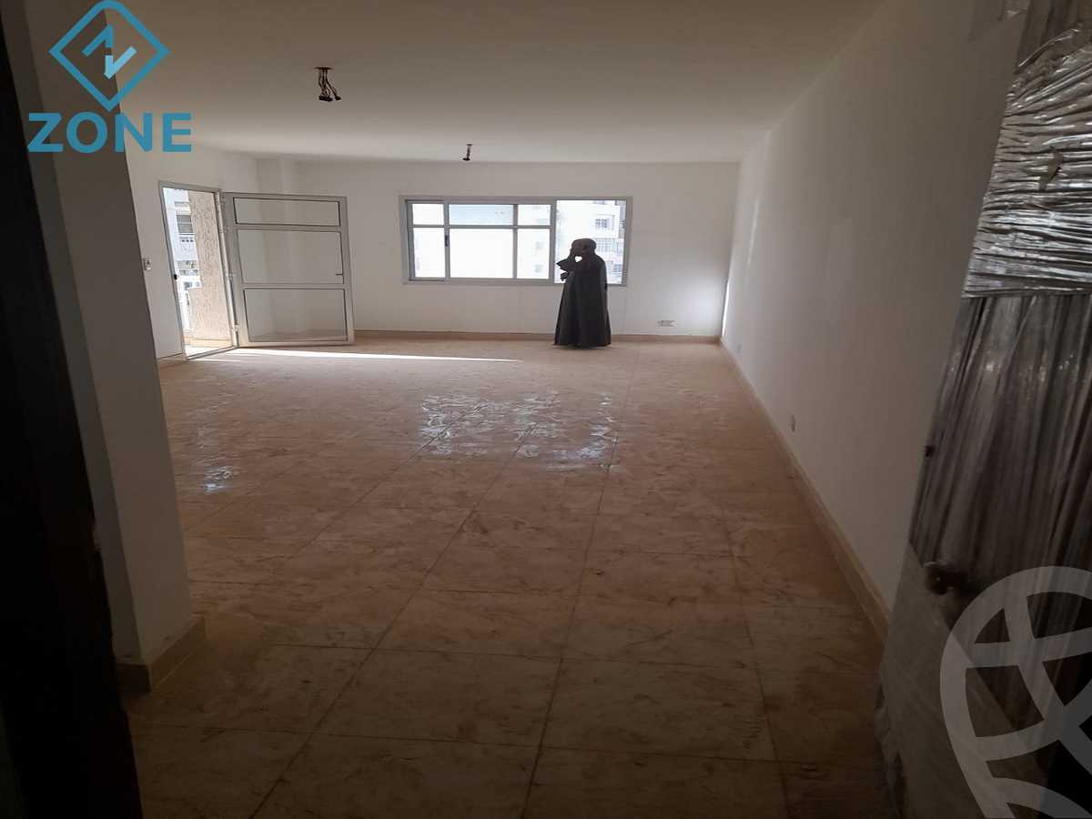 https://aqarmap.com.eg/ar/listing/6396908-for-sale-cairo-new-cairo-madinaty-fourth-zone-buildings