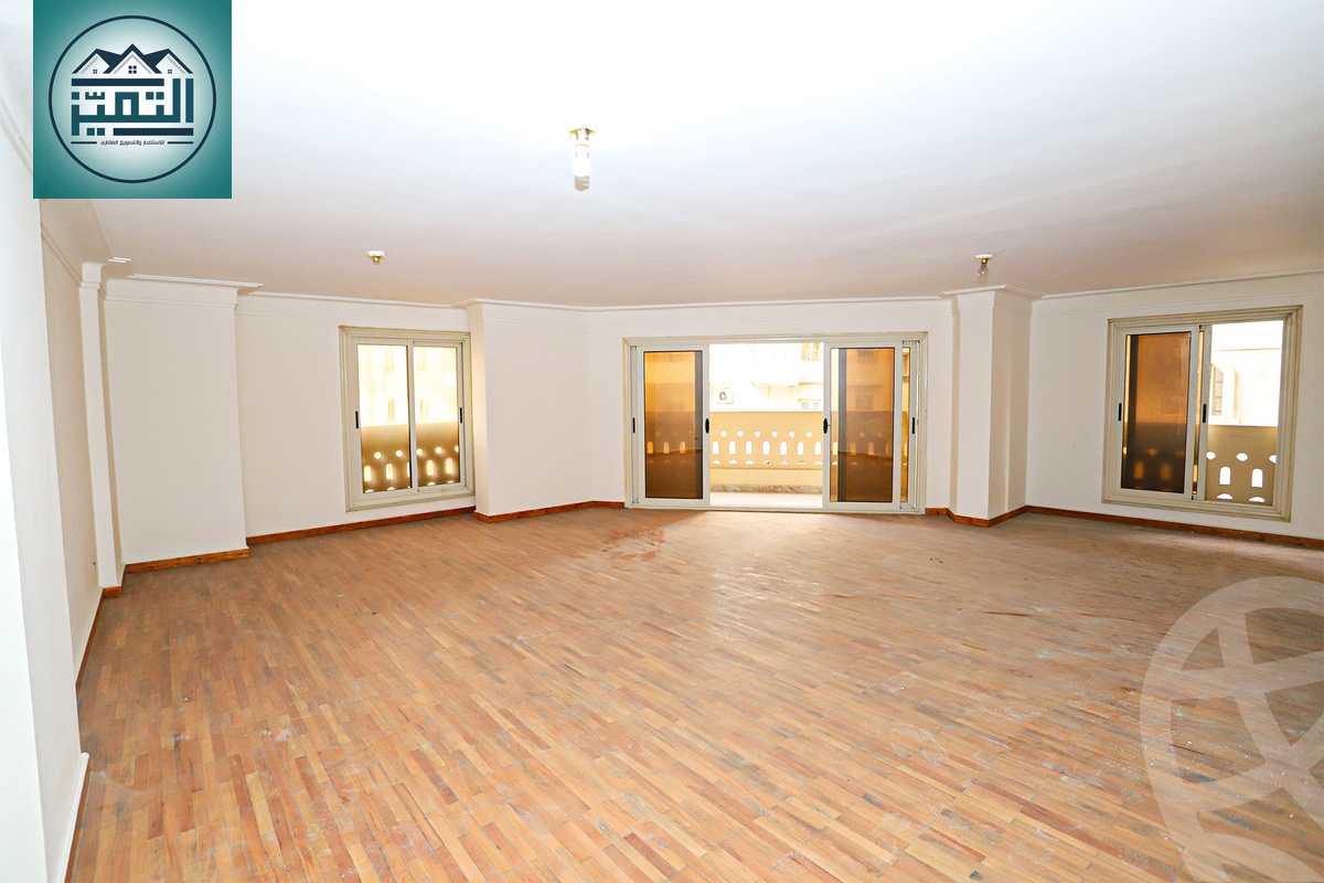 https://aqarmap.com.eg/ar/listing/4361872-for-sale-alexandria-kafr-abdo-shr-lsyd-skyn-bnt-lhsyn