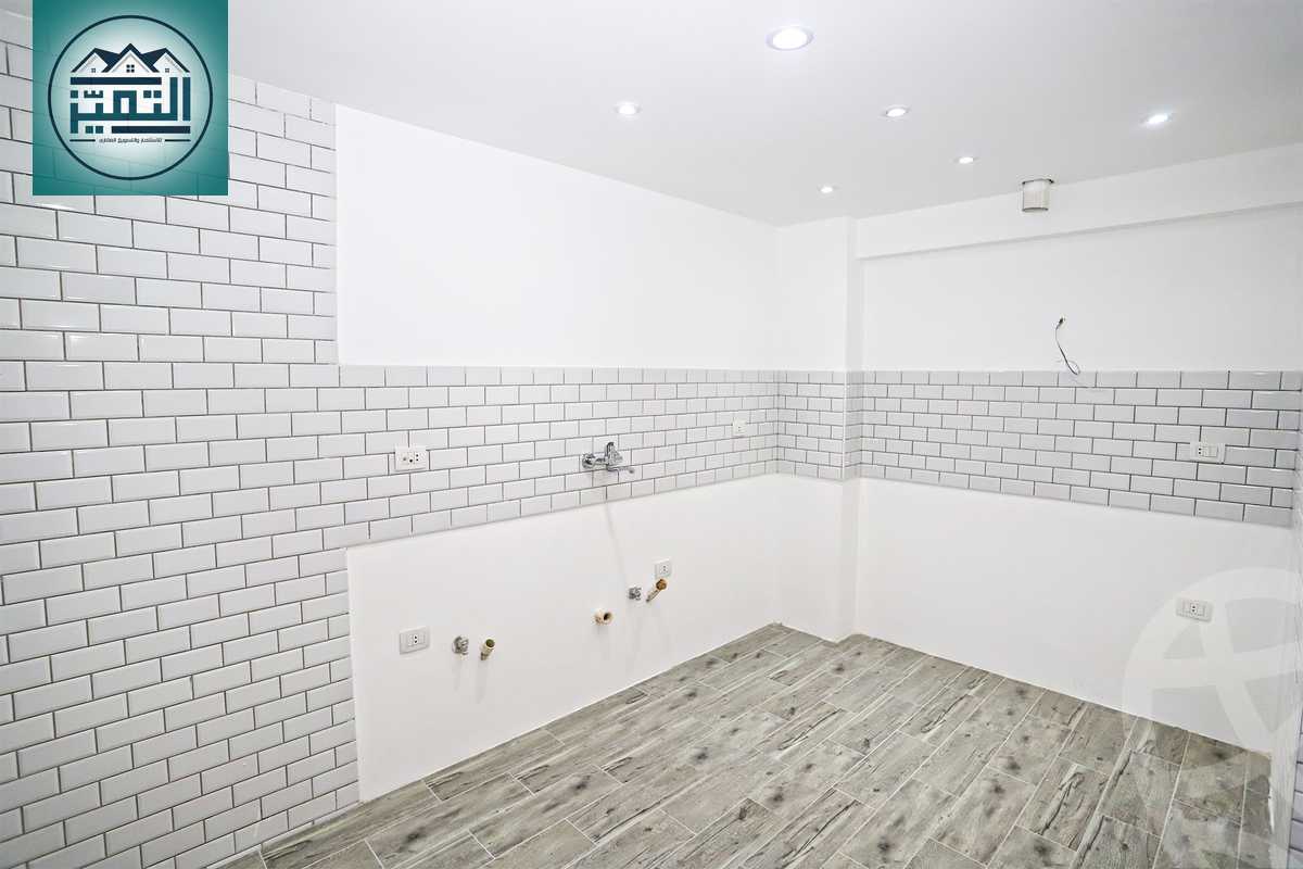 https://aqarmap.com.eg/ar/listing/4377559-for-rent-alexandria-roshdy-shr-bw-qyr-tryq-lhry