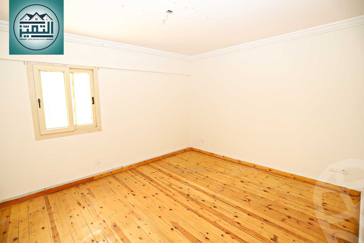 https://aqarmap.com.eg/ar/listing/4361859-for-sale-alexandria-kafr-abdo-shr-lsyd-skyn-bnt-lhsyn