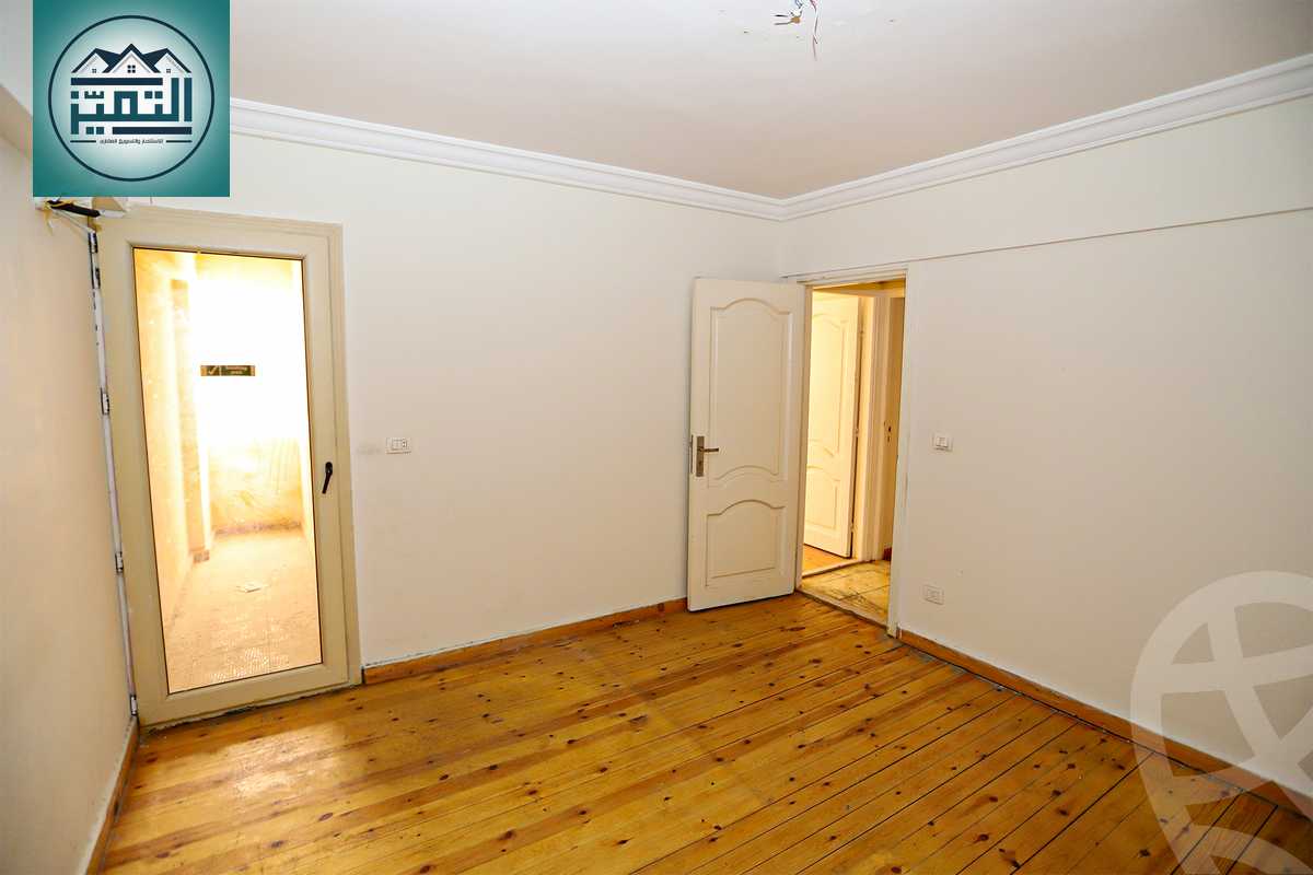 https://aqarmap.com.eg/ar/listing/4361859-for-sale-alexandria-kafr-abdo-shr-lsyd-skyn-bnt-lhsyn