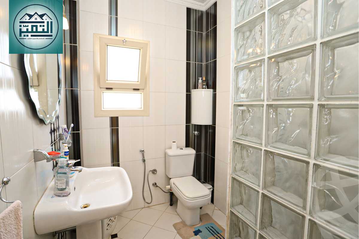 https://aqarmap.com.eg/ar/listing/3745021-for-sale-alexandria-compounds-kmbwnd-l-rwb-rwyl