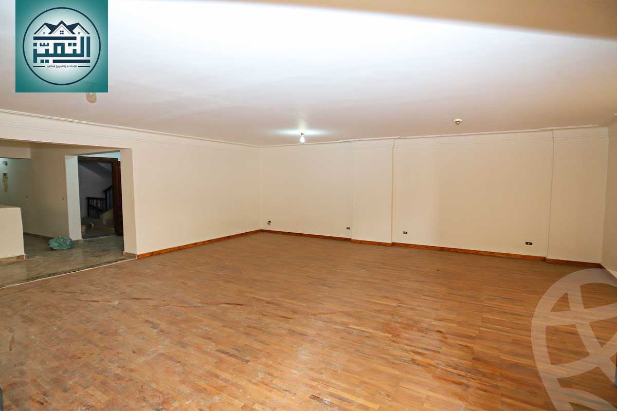 https://aqarmap.com.eg/ar/listing/4361866-for-sale-alexandria-kafr-abdo-shr-lsyd-skyn-bnt-lhsyn
