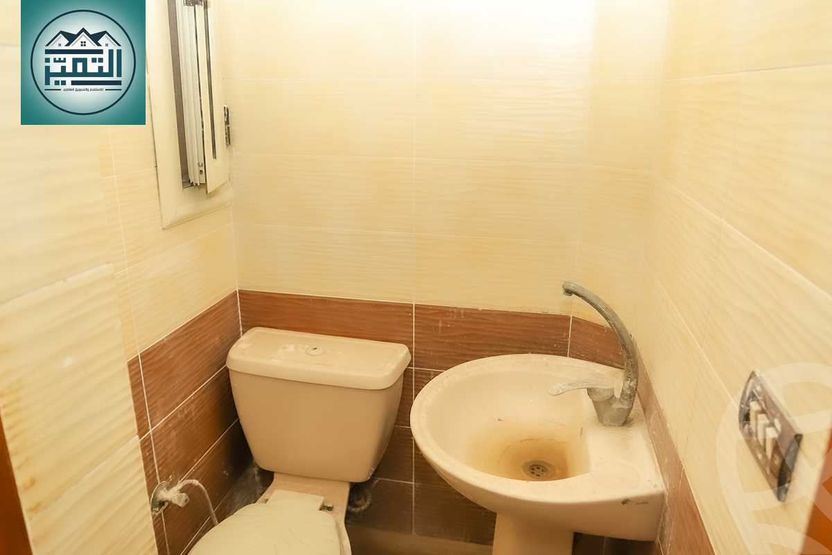 https://aqarmap.com.eg/ar/listing/4361866-for-sale-alexandria-kafr-abdo-shr-lsyd-skyn-bnt-lhsyn