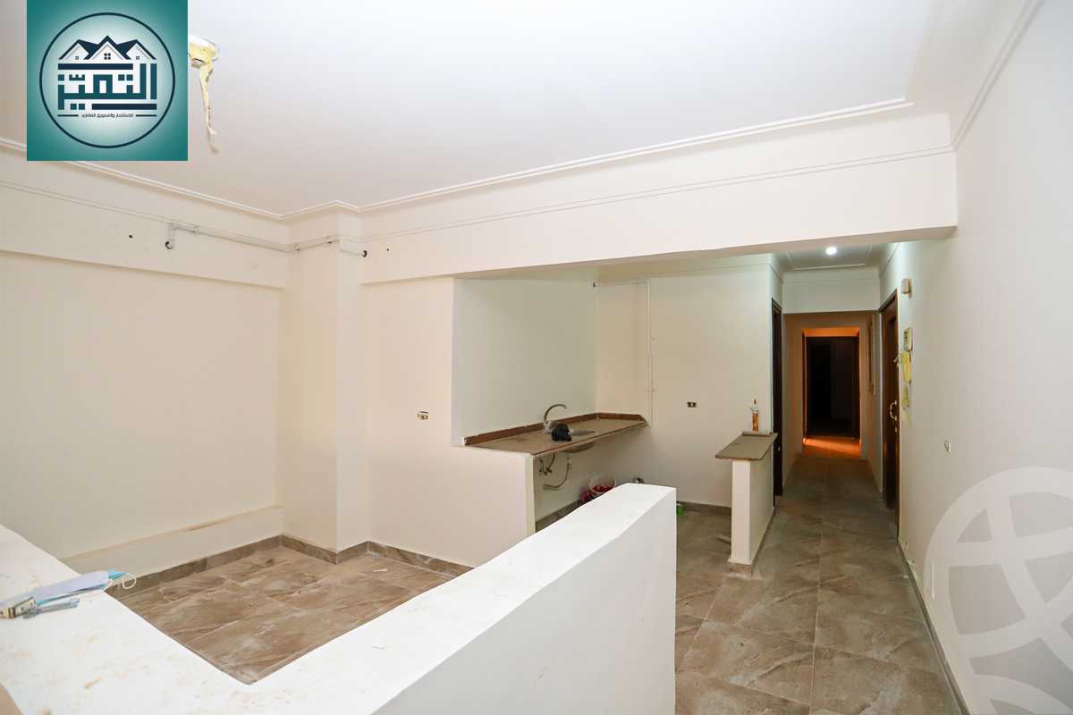 https://aqarmap.com.eg/ar/listing/4361866-for-sale-alexandria-kafr-abdo-shr-lsyd-skyn-bnt-lhsyn