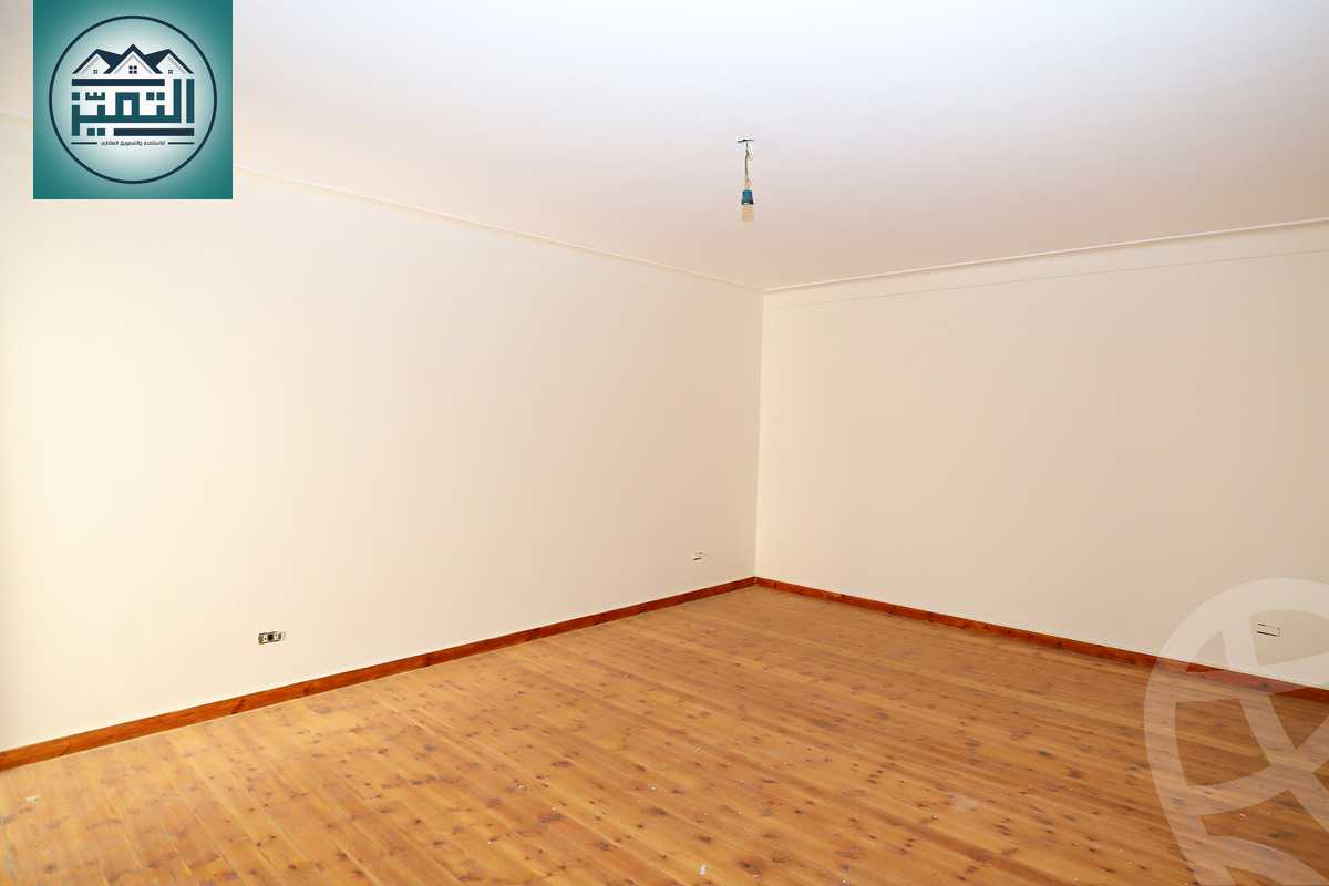 https://aqarmap.com.eg/ar/listing/4361866-for-sale-alexandria-kafr-abdo-shr-lsyd-skyn-bnt-lhsyn