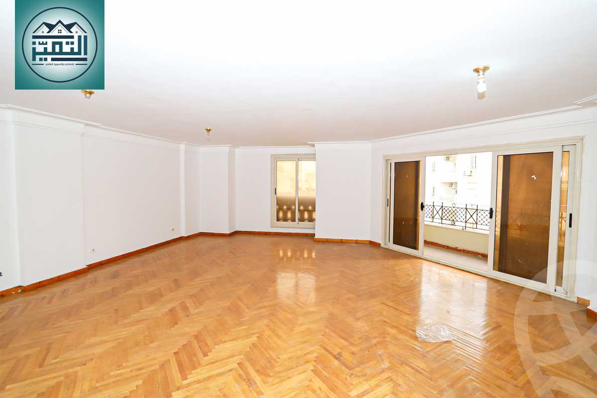 https://aqarmap.com.eg/ar/listing/4361857-for-sale-alexandria-kafr-abdo-shr-lsyd-skyn-bnt-lhsyn