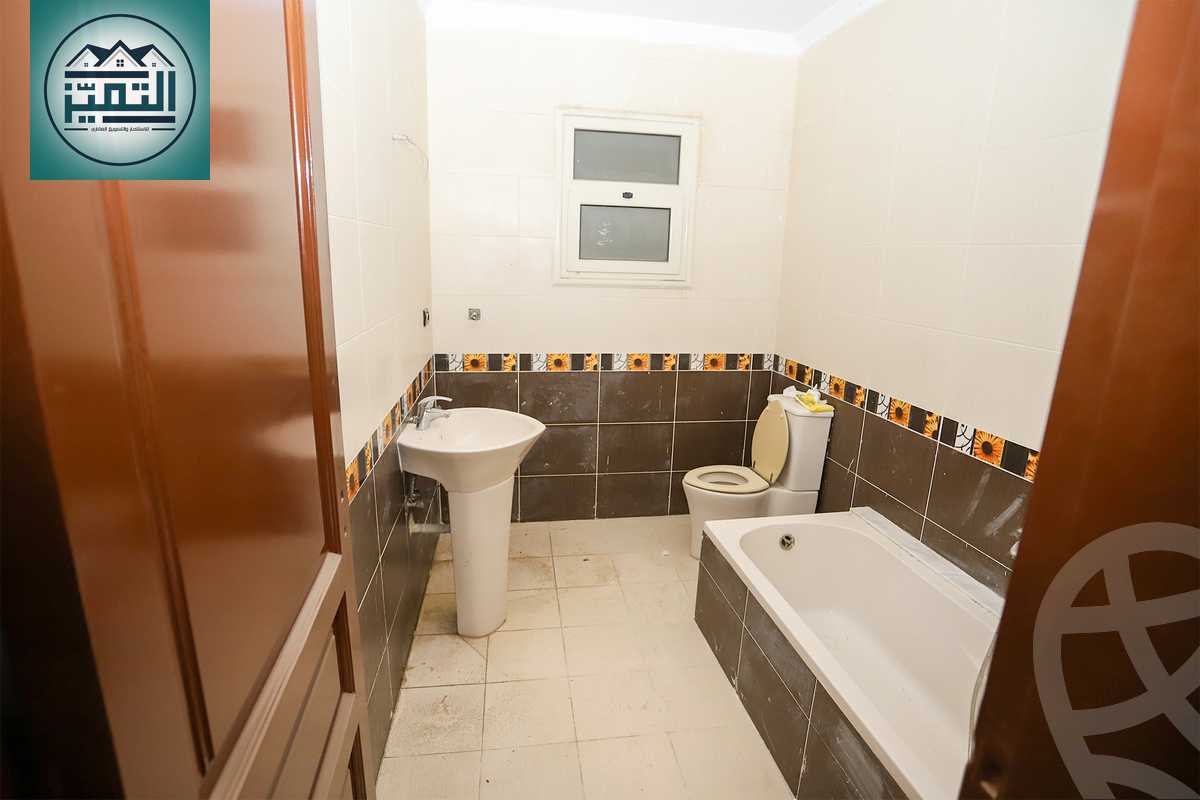https://aqarmap.com.eg/ar/listing/4361857-for-sale-alexandria-kafr-abdo-shr-lsyd-skyn-bnt-lhsyn