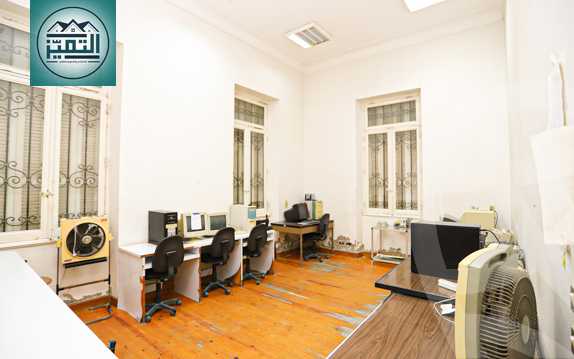 https://aqarmap.com.eg/ar/listing/3825526-for-rent-alexandria-sporting-shr-bwr-s-yd