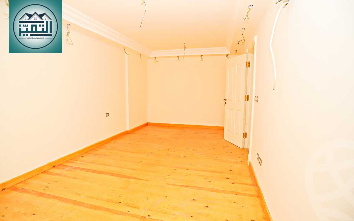 https://aqarmap.com.eg/en/listing/4360846-for-sale-alexandria-lauran-shr-srhnk