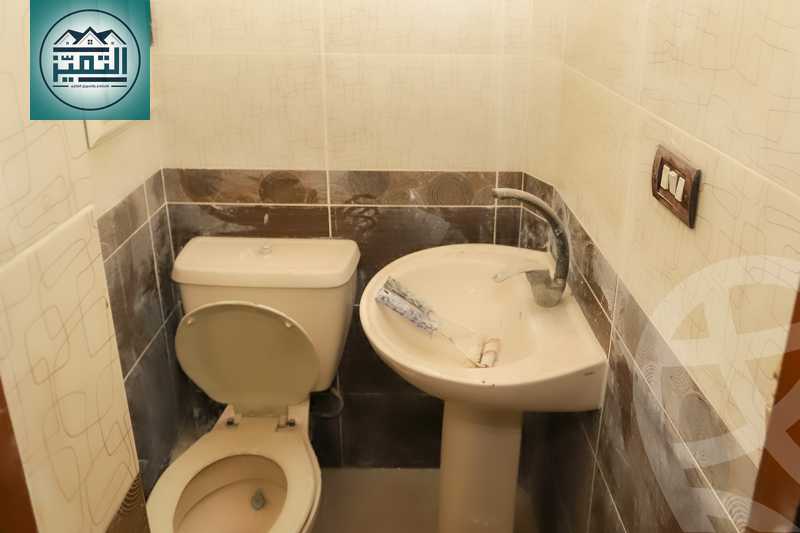 https://aqarmap.com.eg/en/listing/4102264-for-sale-alexandria-kafr-abdo-sant-square-st