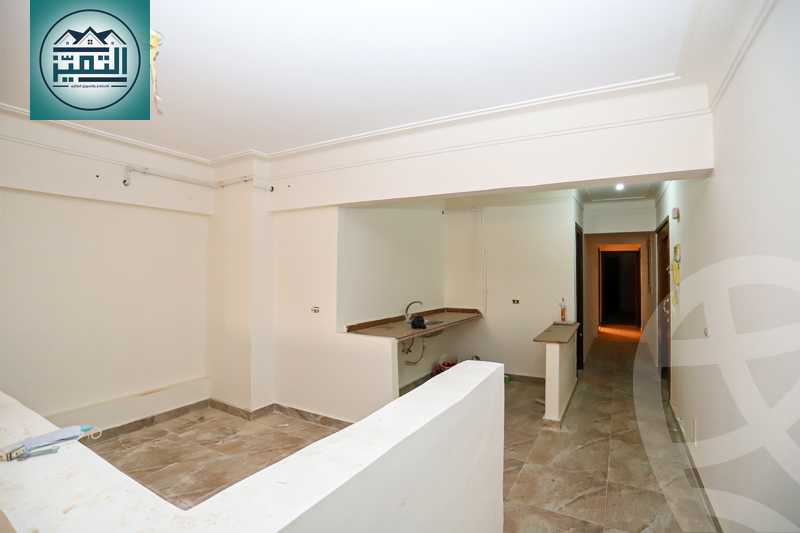 https://aqarmap.com.eg/en/listing/4102300-for-sale-alexandria-kafr-abdo-sant-square-st