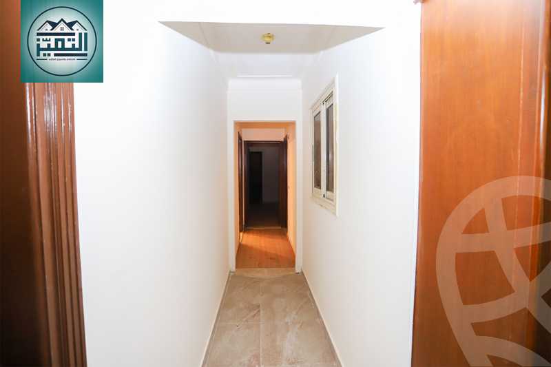 https://aqarmap.com.eg/en/listing/4102300-for-sale-alexandria-kafr-abdo-sant-square-st