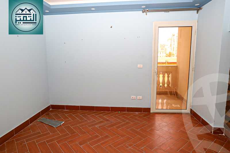https://aqarmap.com.eg/ar/listing/4199512-for-rent-alexandria-lauran-el-gaish-rd