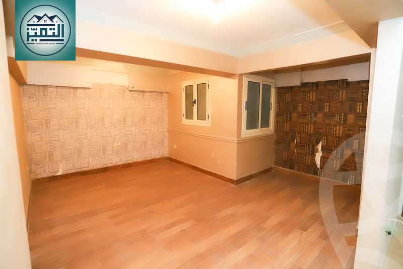 https://aqarmap.com.eg/en/listing/4262205-for-sale-alexandria-kafr-abdo-kafr-abdou-st