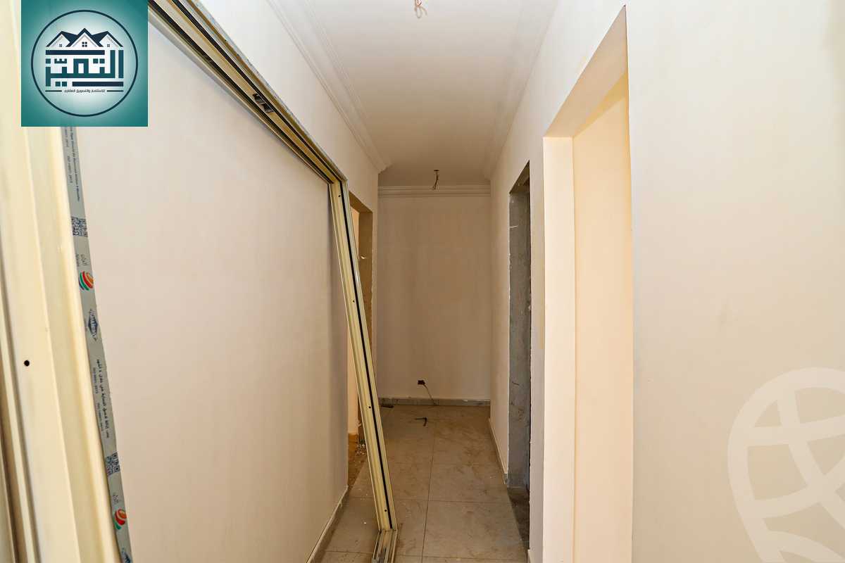 https://aqarmap.com.eg/ar/listing/4272343-for-sale-alexandria-sawary-compounds-waterfront-compound-seif-group