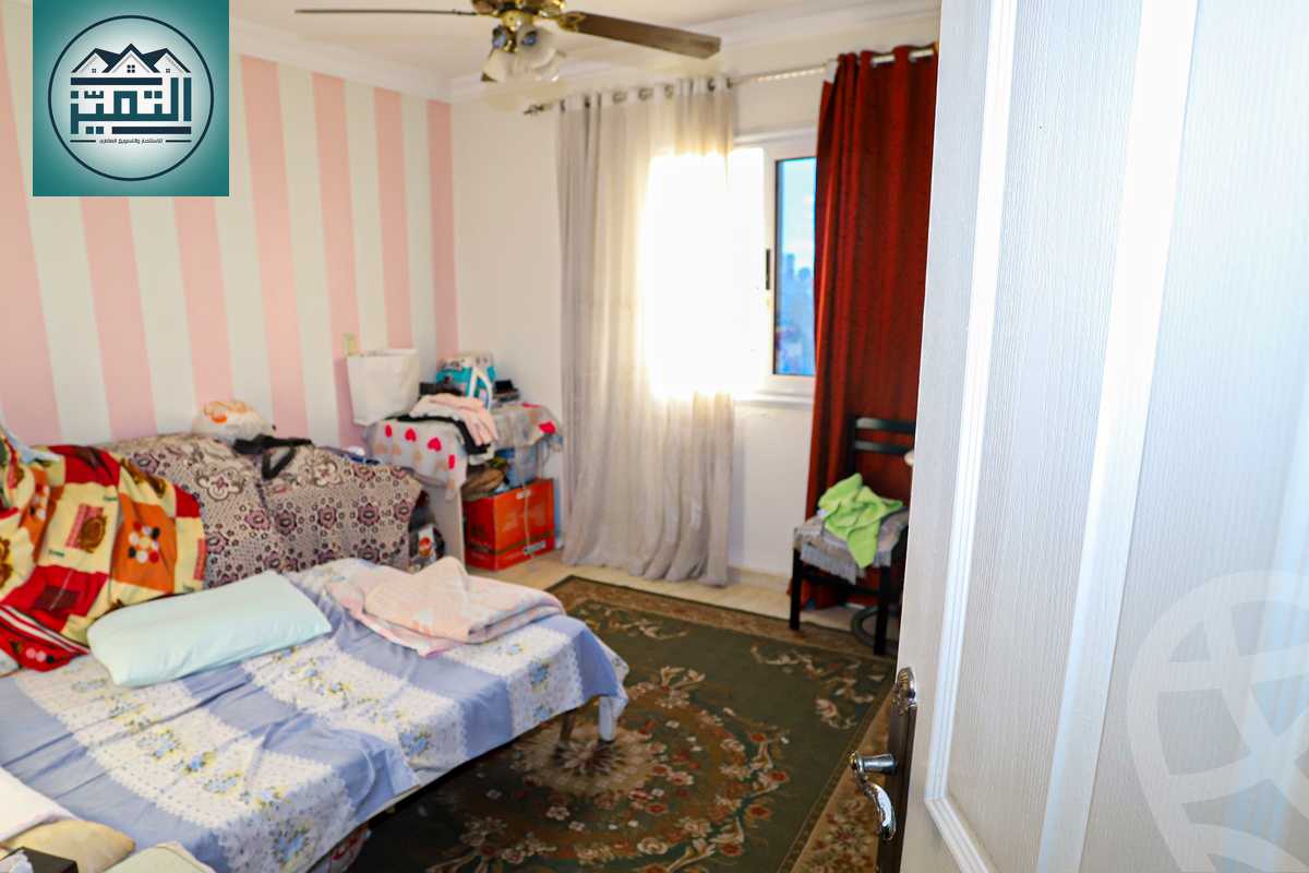 https://aqarmap.com.eg/en/listing/4345746-for-sale-alexandria-kafr-abdo-sant-square-st