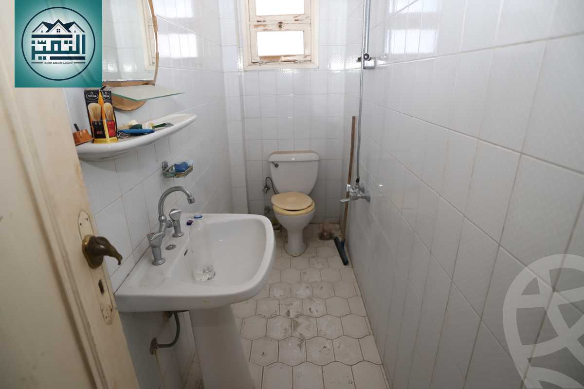 https://aqarmap.com.eg/en/listing/4346069-for-sale-alexandria-lm-mwr-lm-mwr-lshty-kornesh-el-maamoura-st