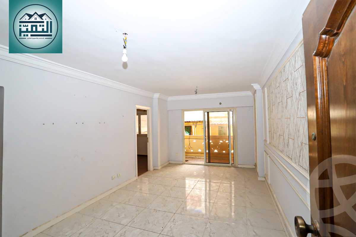 https://aqarmap.com.eg/ar/listing/4807569-for-sale-alexandria-glim-shr-bw-qyr-tryq-lhry