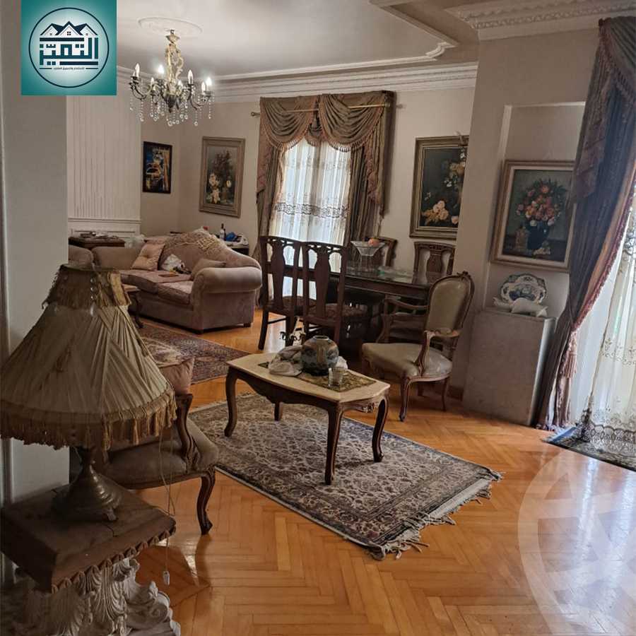 https://aqarmap.com.eg/en/listing/4903857-for-sale-alexandria-kafr-abdo-kafr-abdou-st