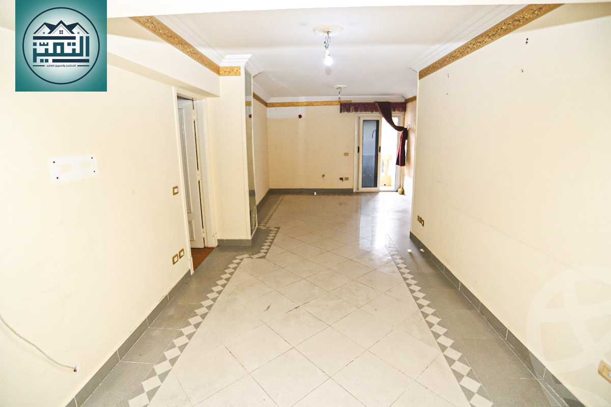 https://aqarmap.com.eg/ar/listing/4944817-for-sale-alexandria-camp-cesar-port-said-street