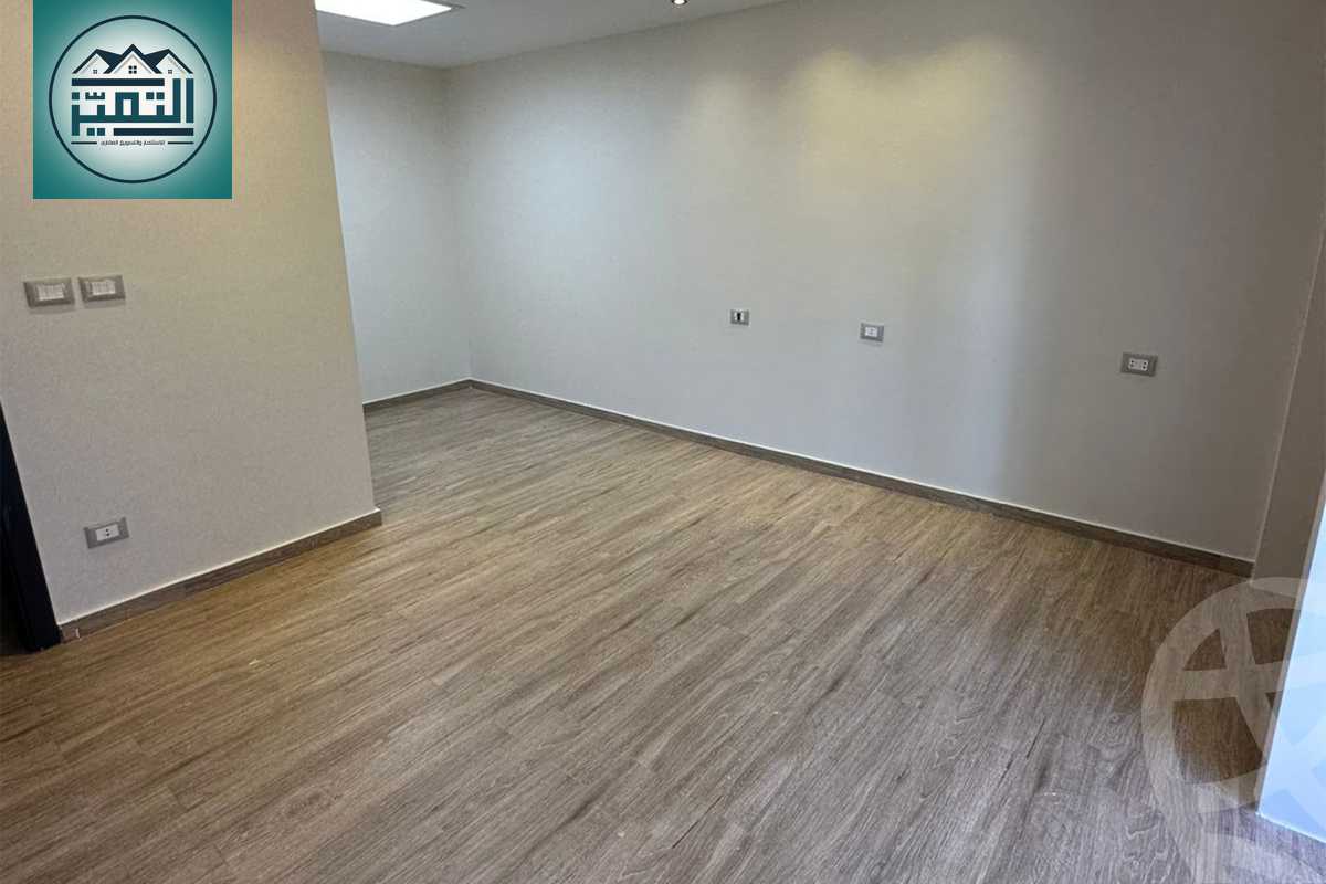 https://aqarmap.com.eg/en/listing/5236416-for-sale-cairo-new-cairo-compounds-mwrd-fq-llttwyr