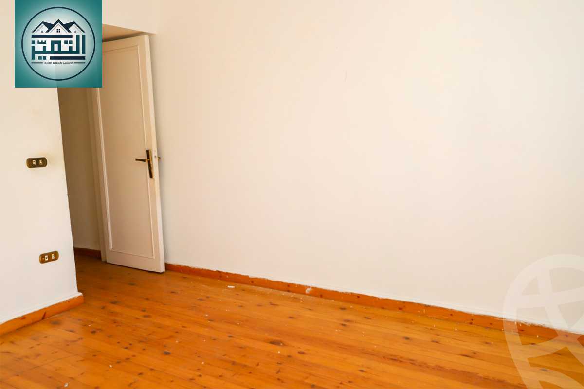 https://aqarmap.com.eg/en/listing/5334459-for-sale-alexandria-zezenia-el-amir-gameel-st