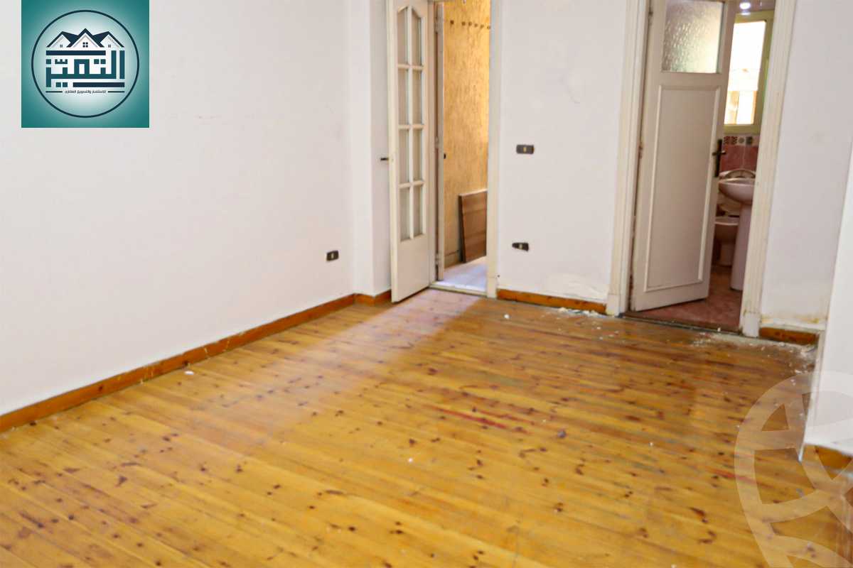 https://aqarmap.com.eg/en/listing/5334459-for-sale-alexandria-zezenia-el-amir-gameel-st